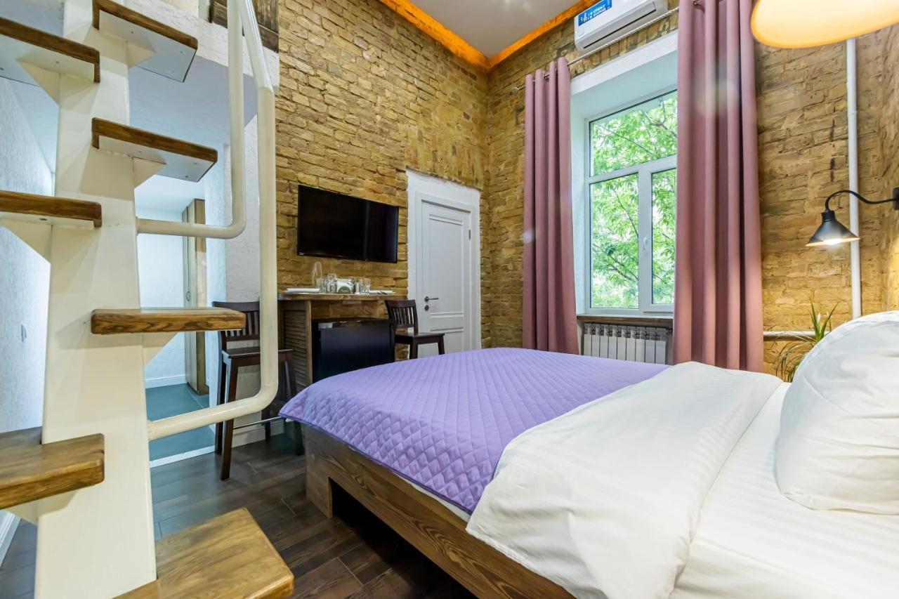 Kyiv Brown Loft Lägenhet Exteriör bild