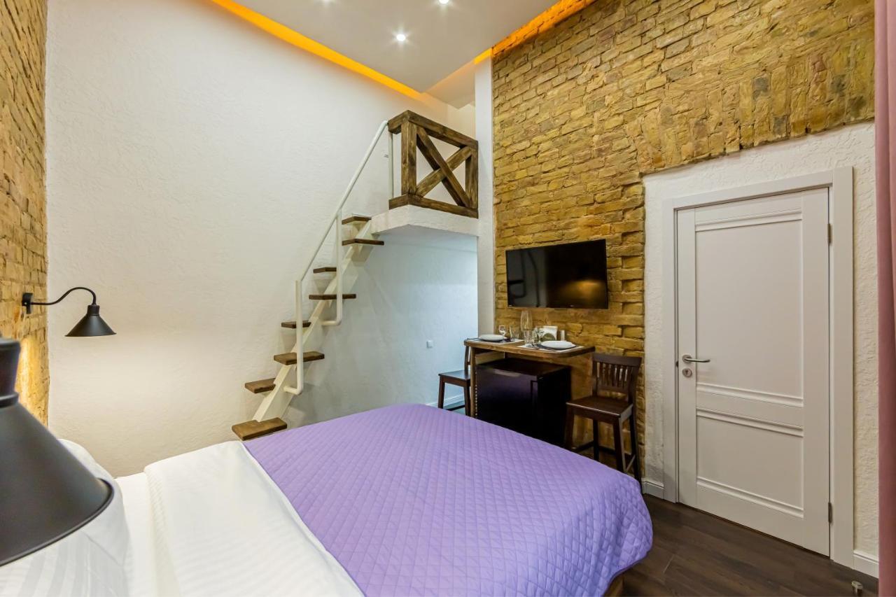 Kyiv Brown Loft Lägenhet Exteriör bild